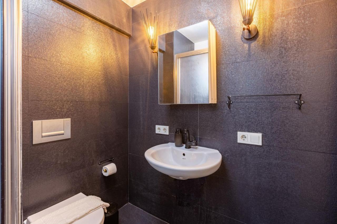 Flat Central Location On Rumeli Street Nisantasi Provincia di Istanbul